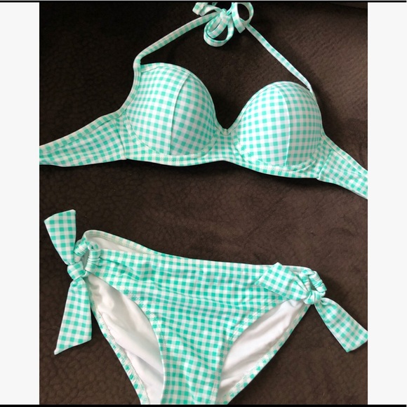 😊😊 Bikini 👙 - Picture 1 of 3